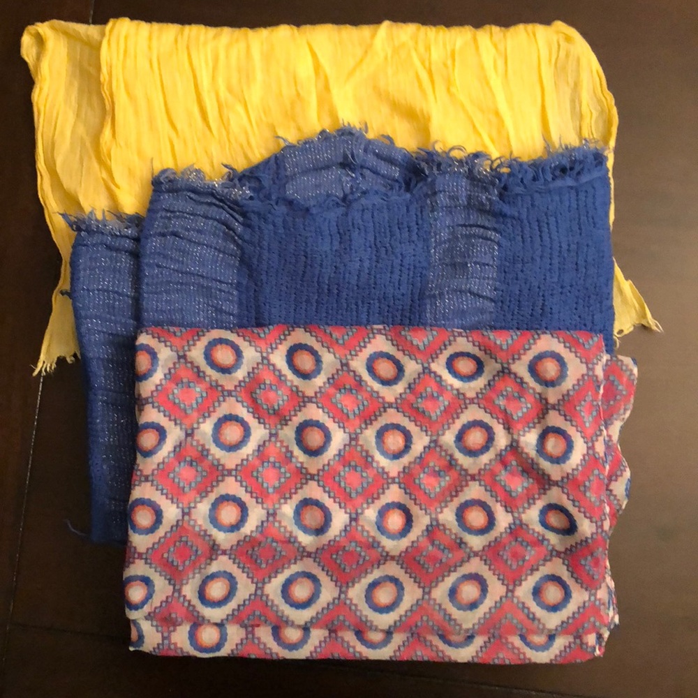 SCARVES!